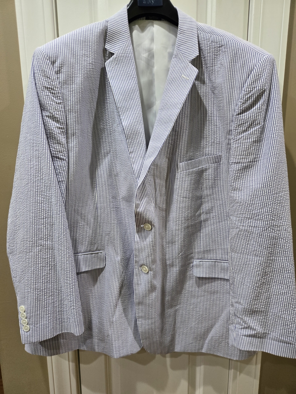 Saddlebred Seersucker Blazer in Light Blue and White